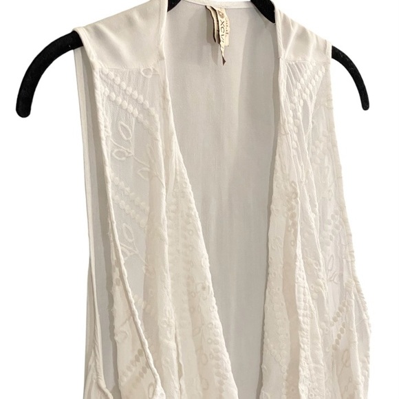 XCVI White Eyelet Lace Draped Long Vest Oversized Bohemian Cottagecore - Picture 7 of 9